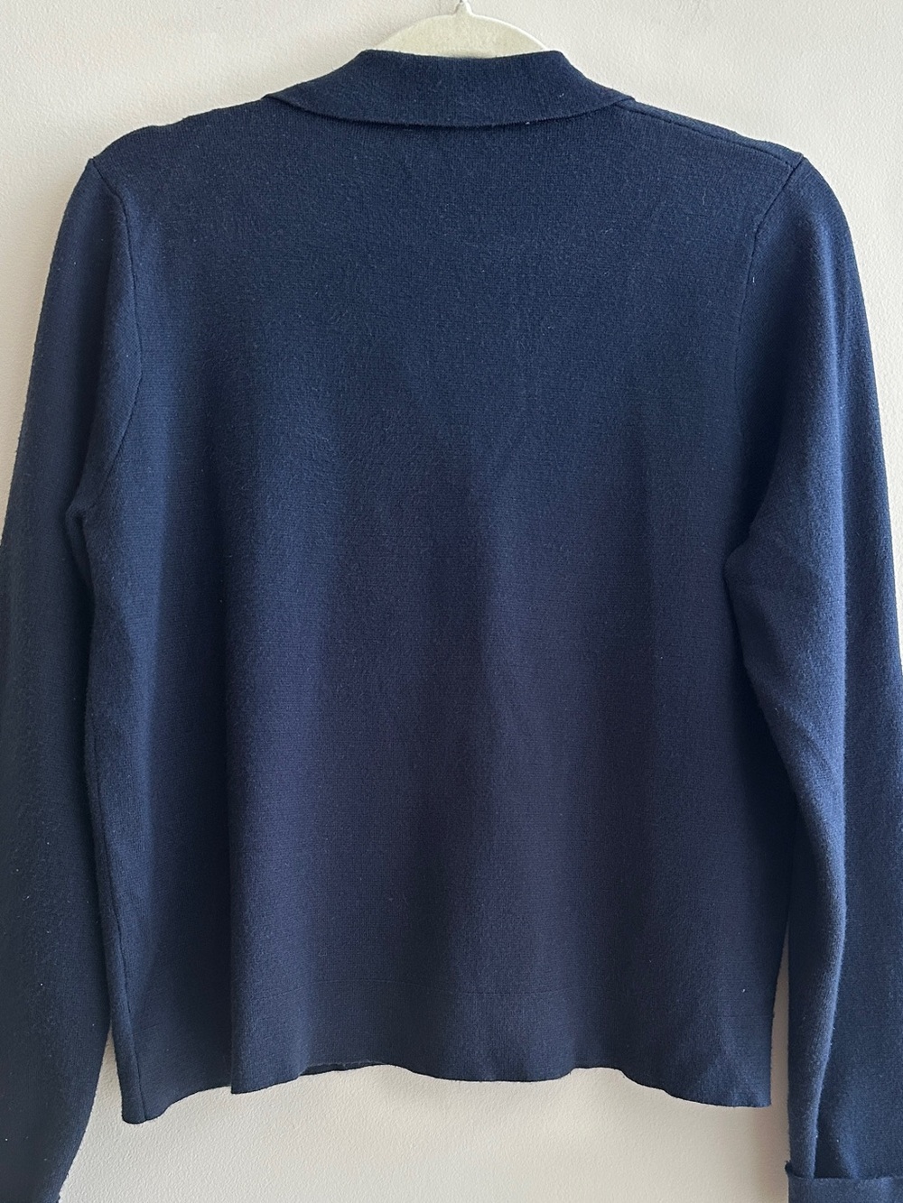 T Tahari Women’s Navy Blue Button Down Cardigan Sweater Jacket, Size Medium - Picture 16 of 16